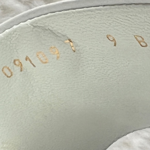 NEW GUCCI w/COA Mirabelle Mid Heel Slides Size 9 - Picture 15 of 17